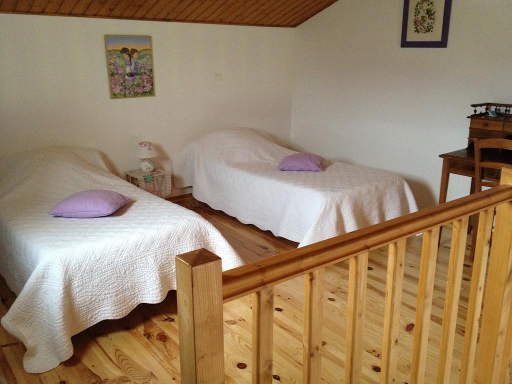 La Bergerie Bed & Breakfast Pollionnay ภายนอก รูปภาพ