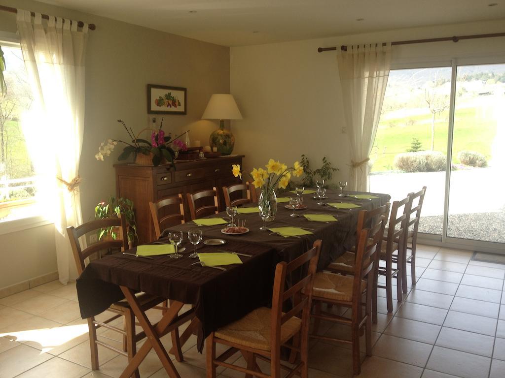 La Bergerie Bed & Breakfast Pollionnay ภายนอก รูปภาพ