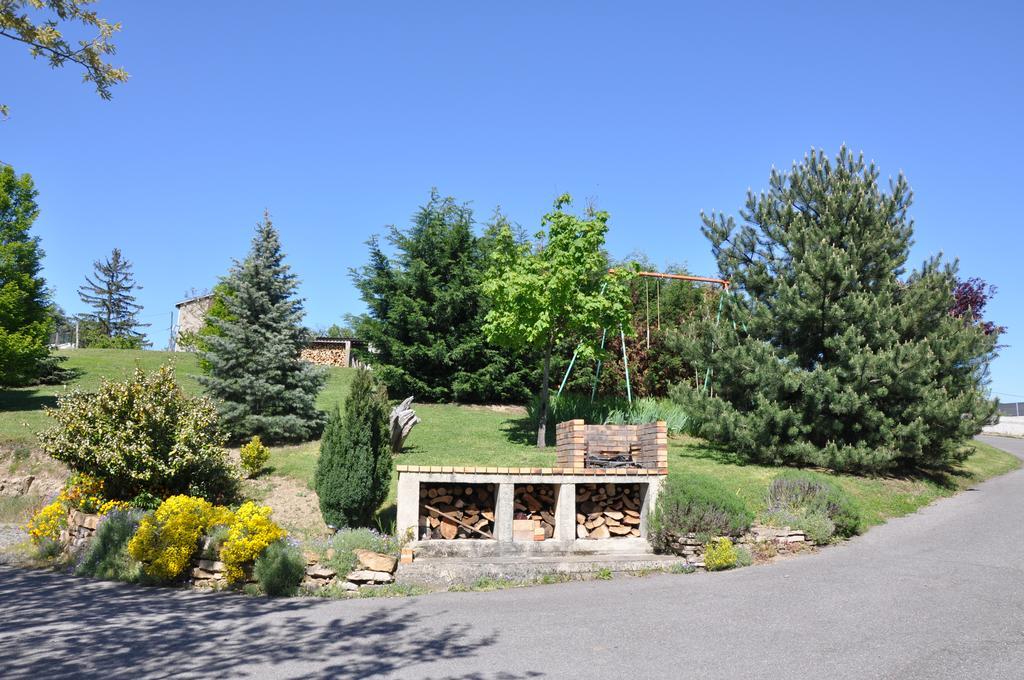 La Bergerie Bed & Breakfast Pollionnay ภายนอก รูปภาพ