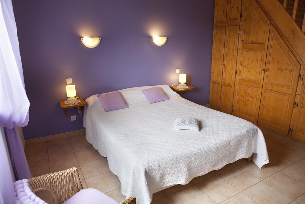 La Bergerie Bed & Breakfast Pollionnay ภายนอก รูปภาพ